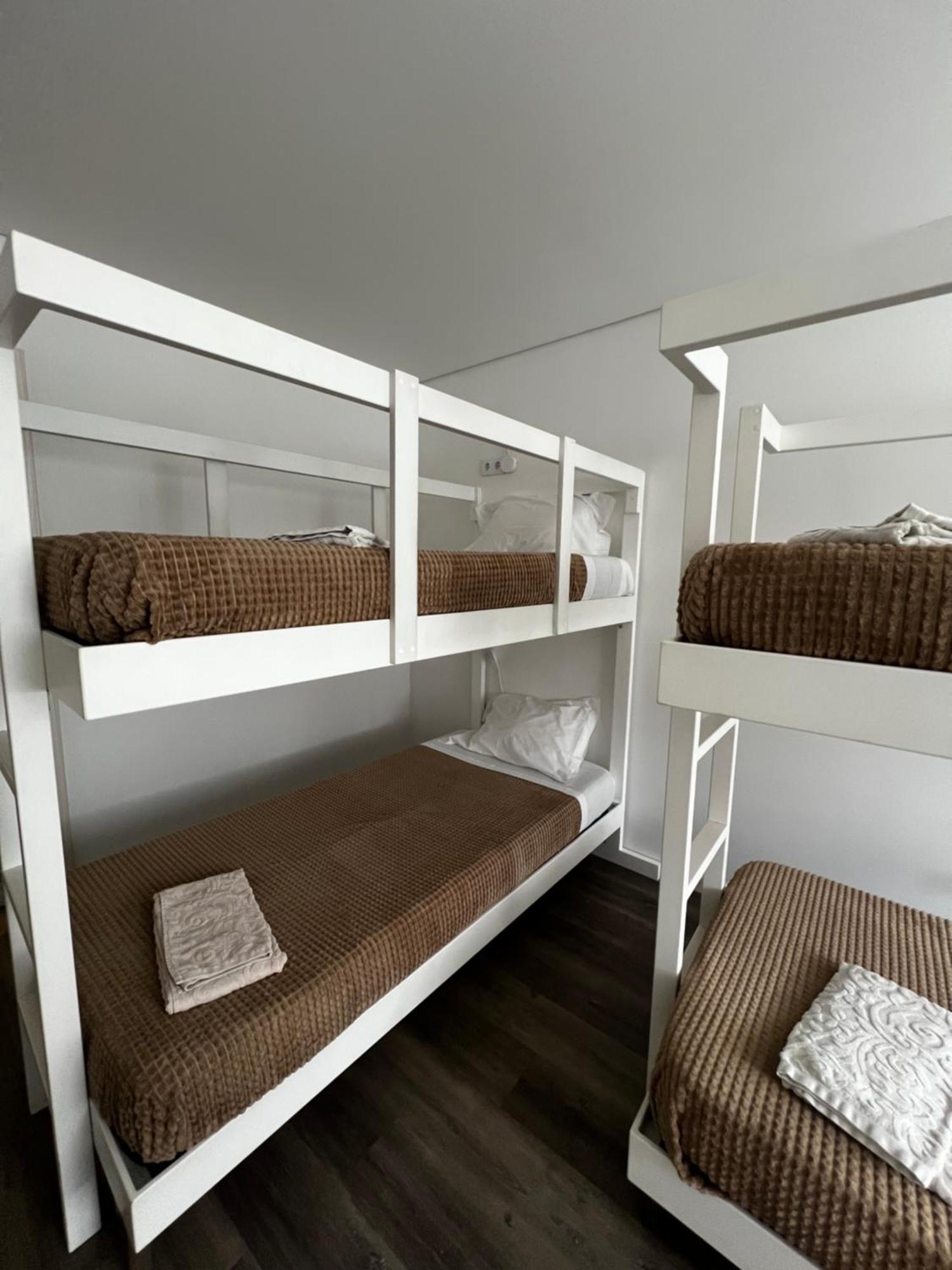 The Spot Ofir Hostel Esposende Bagian luar foto